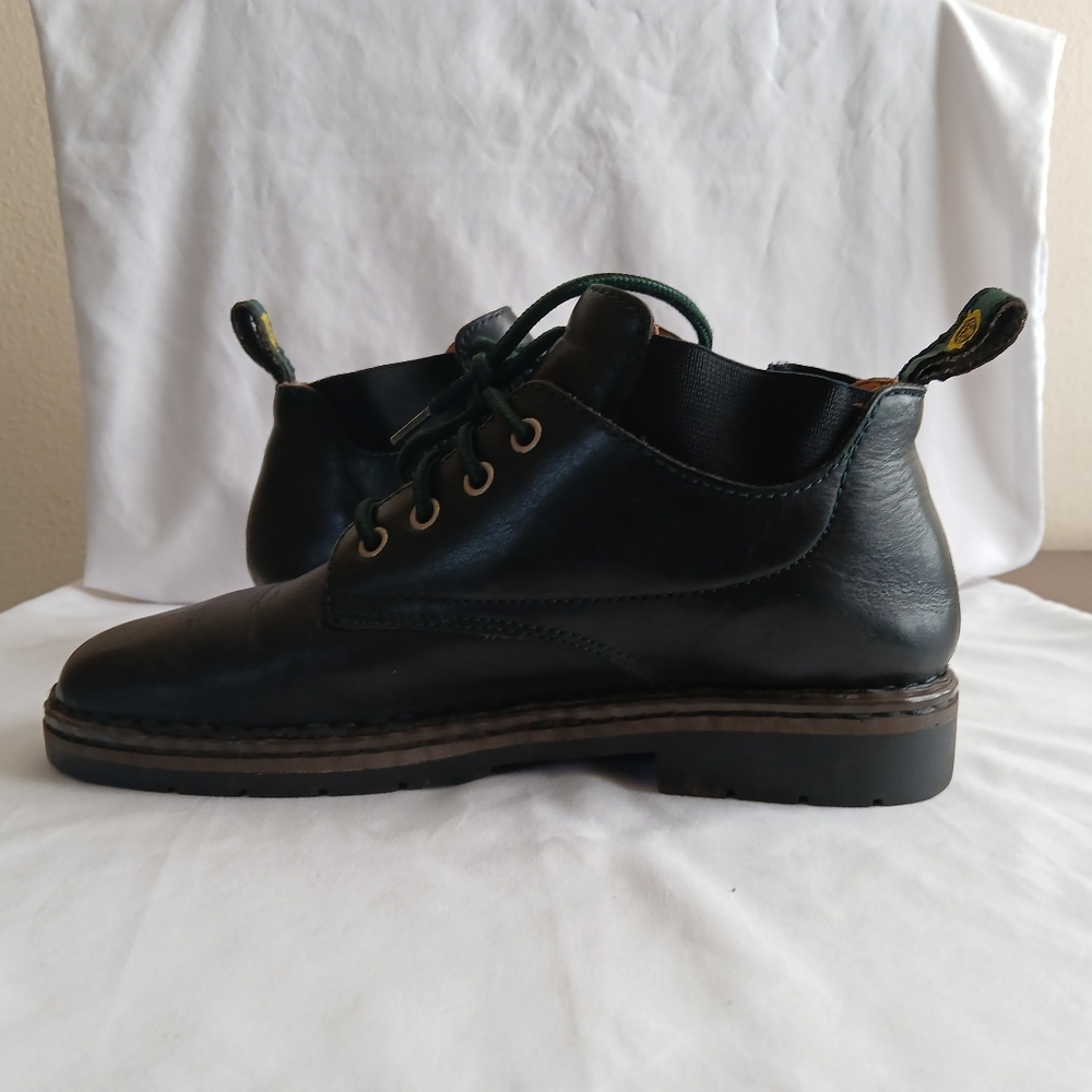 Born Handcrafted Women's Comfort Ankle Boots Size 8M Black - Picture 3 of 6